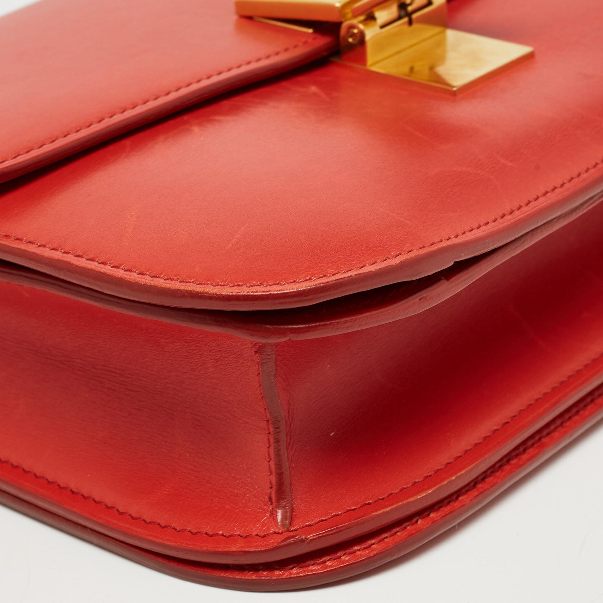 Celine Coral Red Leather Medium Classic Box Shoulder Bag For Sale 8