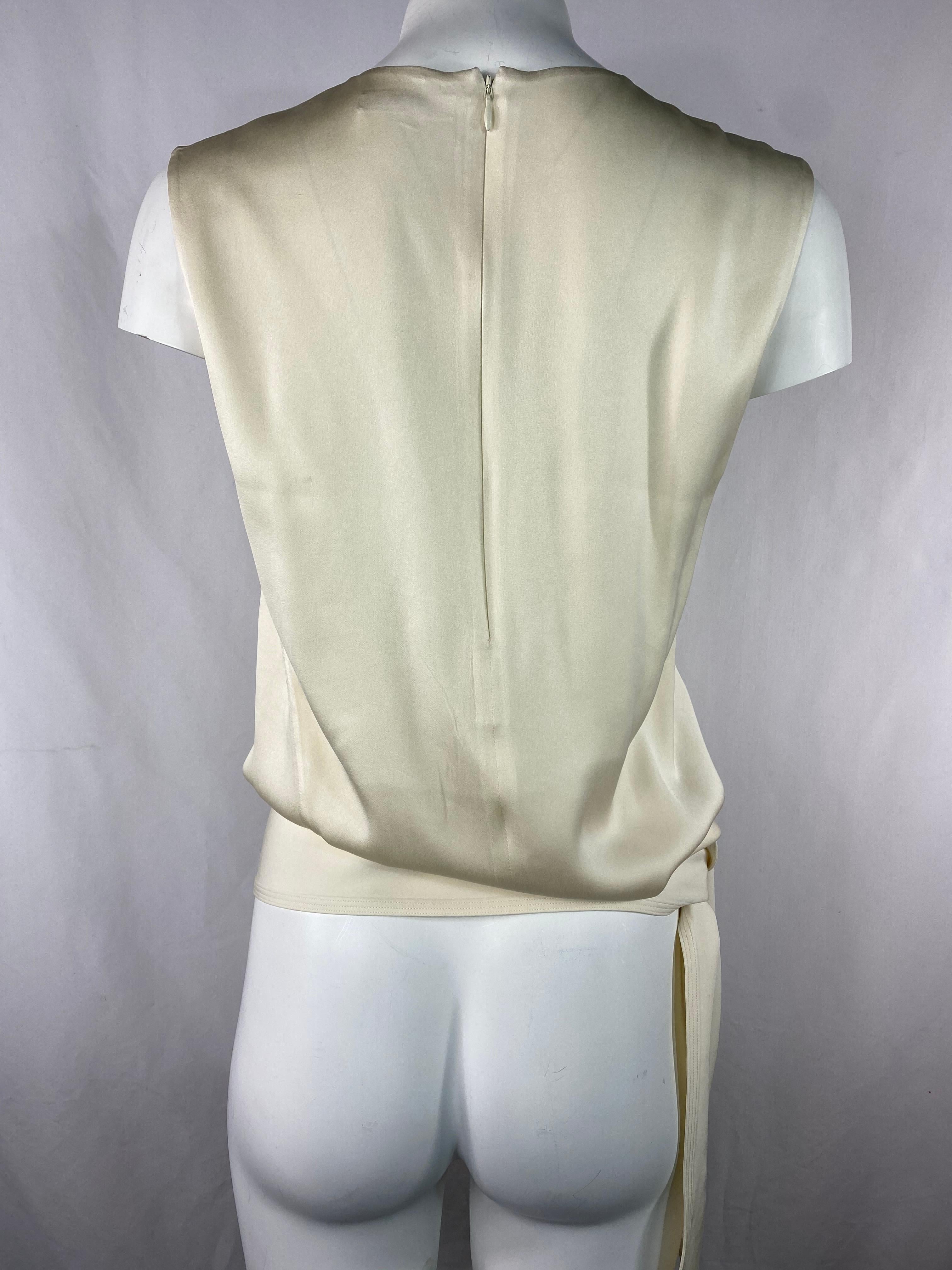 Blusa de Seda Crema CELINE, Talla 38 en Excelente Estado en Beverly Hills, CA