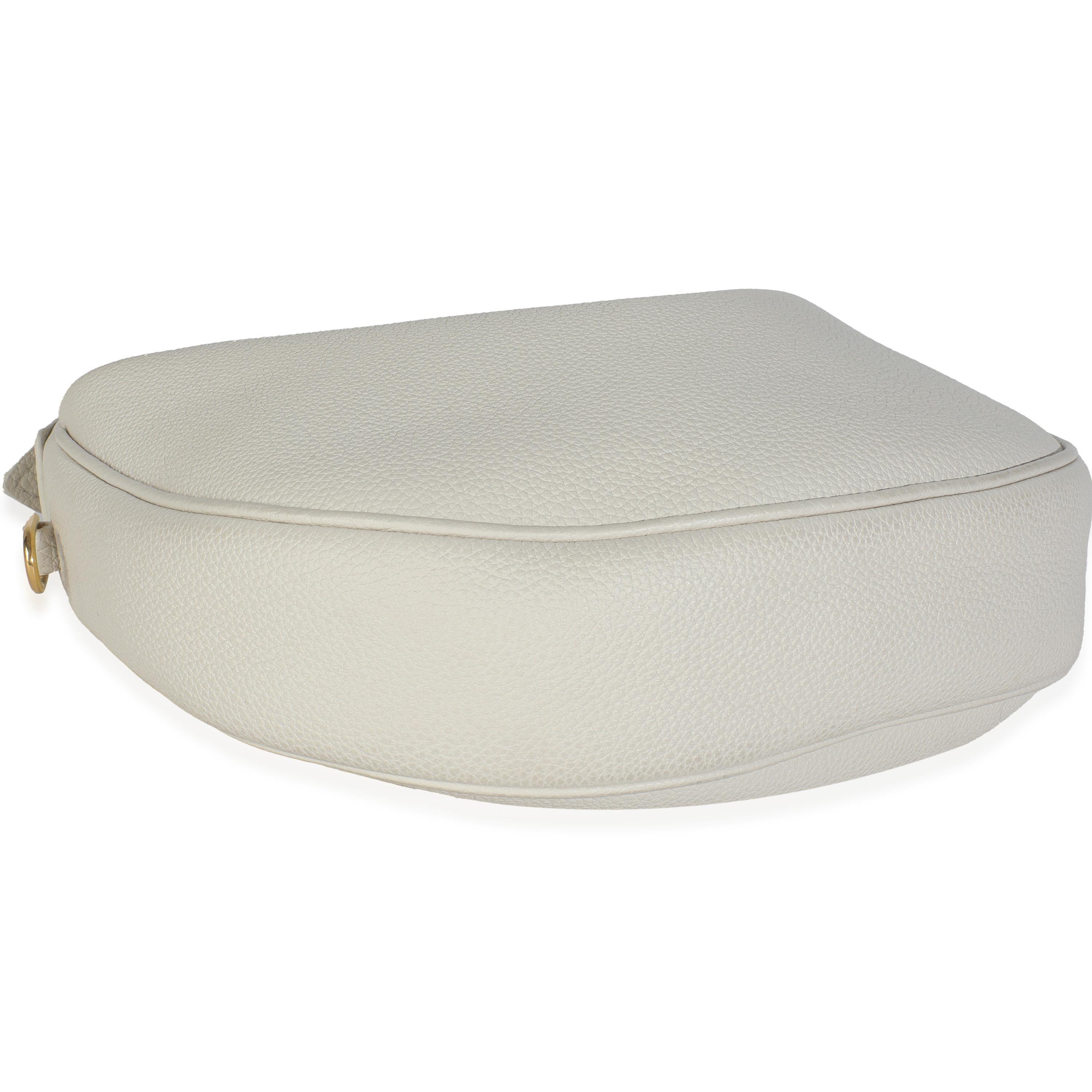 Celine Lulu crema in pelle di vitello morbida e granulata in vendita 2