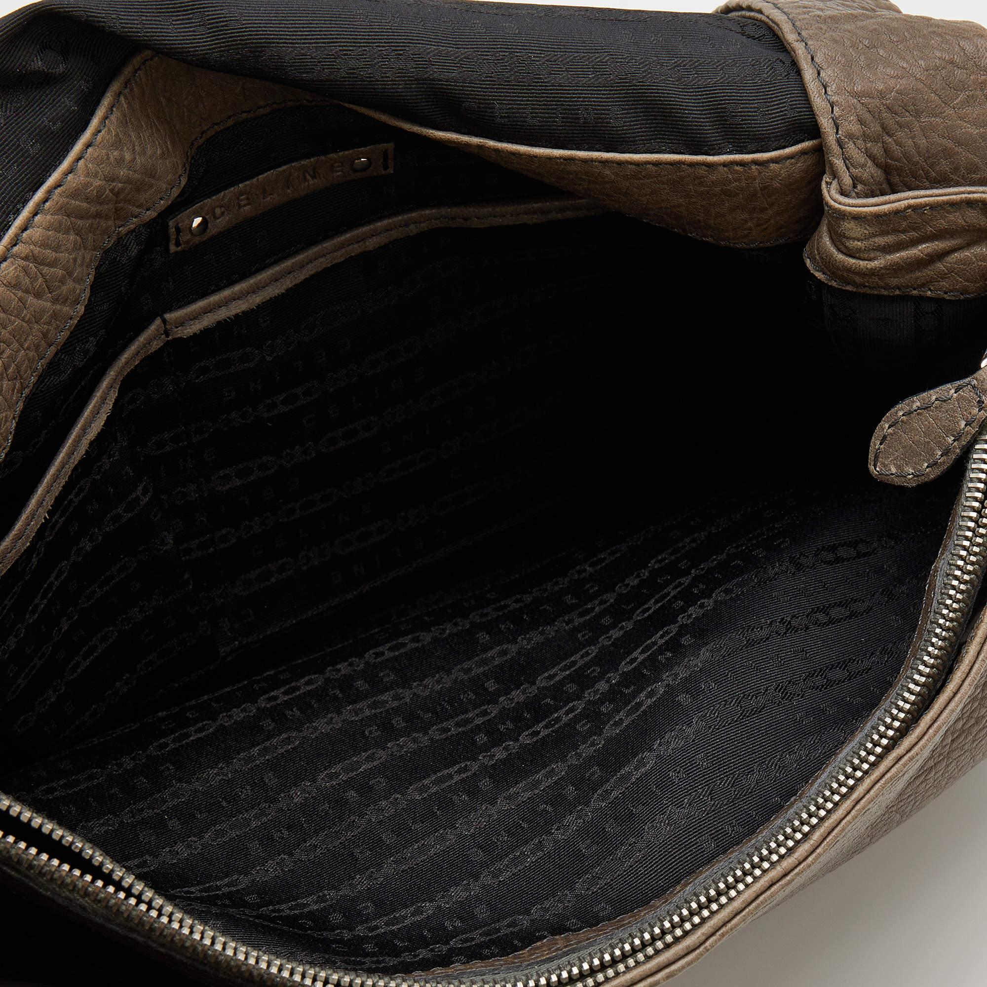 Celine Dark Beige Pebbled Leather Turnlock Flap Chain Shoulder Bag For Sale 4