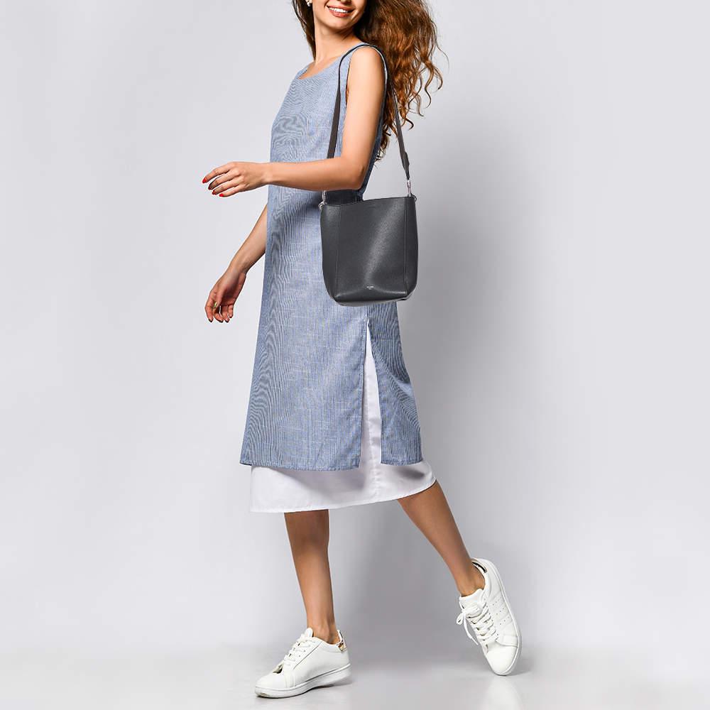 Celine Dark Grey Leather Small Sangle Shoulder Bag In Good Condition In Dubai, Al Qouz 2