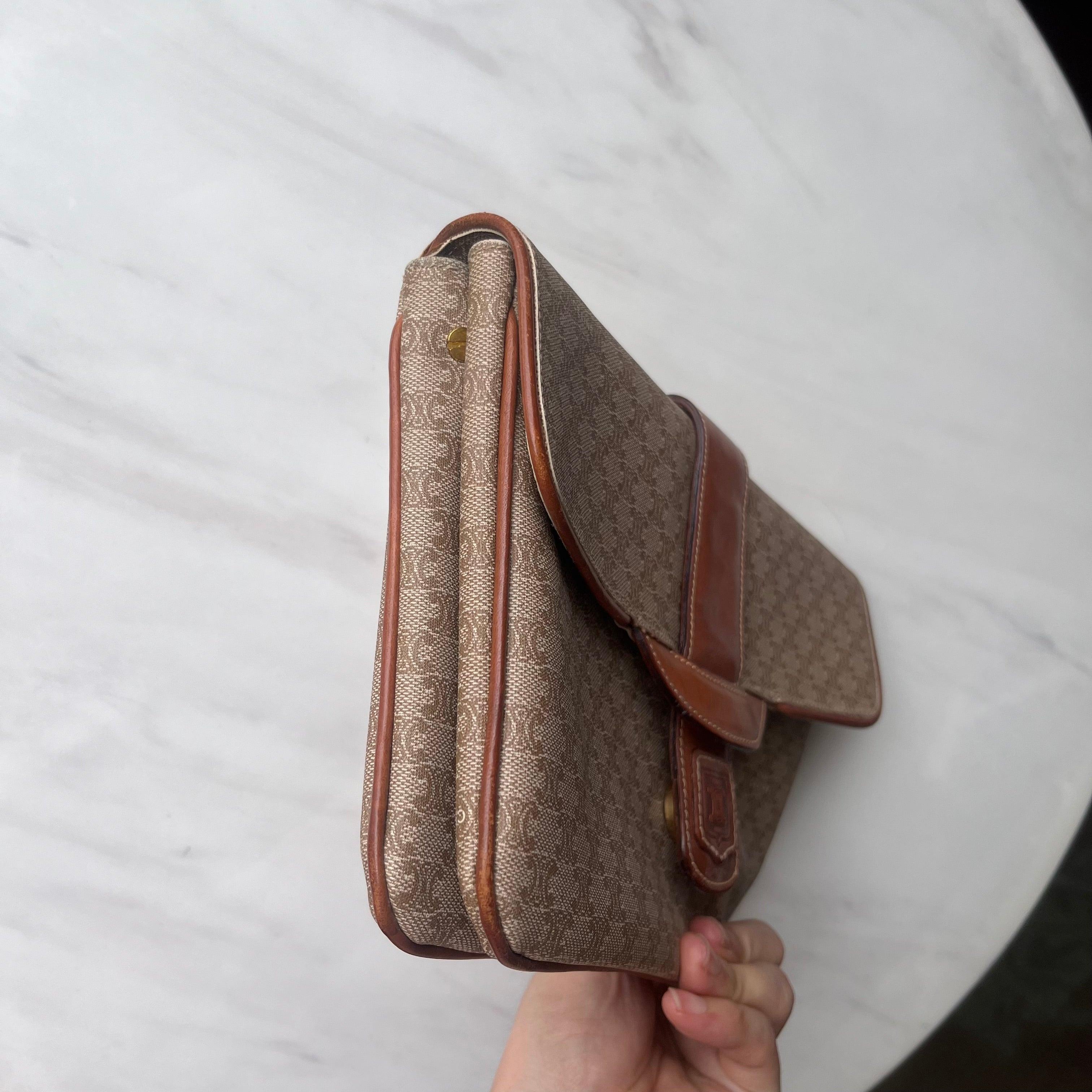 Celine Envelope Clutch bag in Brown Monogram For Sale 1