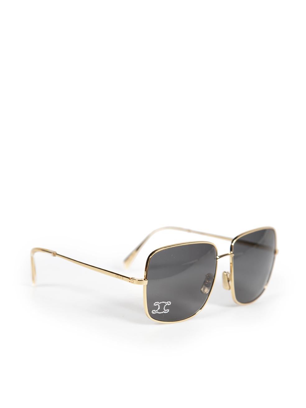 CONDITION is Very good. Minimal wear to sunglasses is evident. Scratching to both temples on this used Céline designer resale item. This pair of sunglasses comes with the original case.
 
 
 
 Details
 
 
 Gold
 
 Metal
 
 Sunglasses
 
 Square