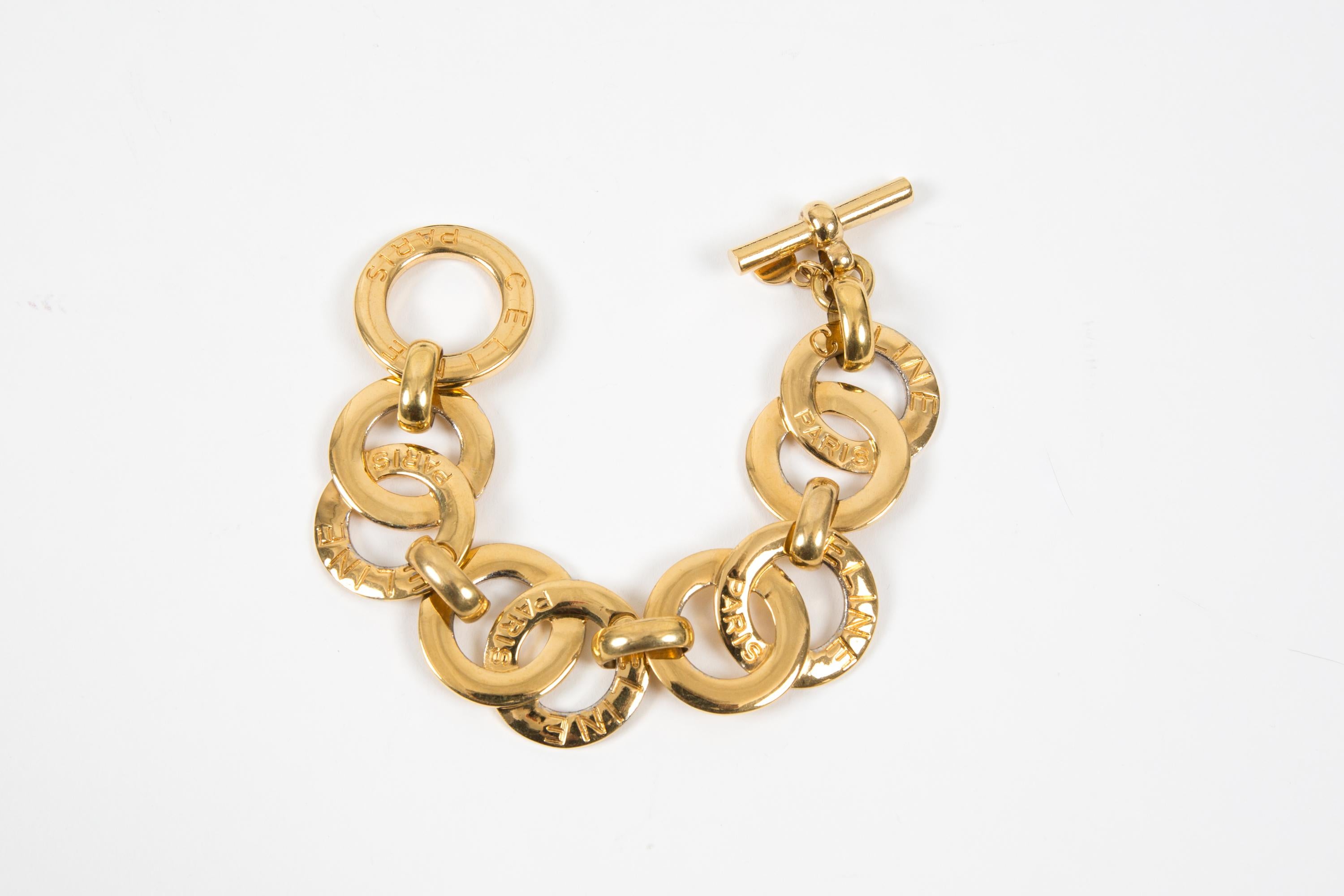 Pulsera de cadena dorada Celine en venta 1