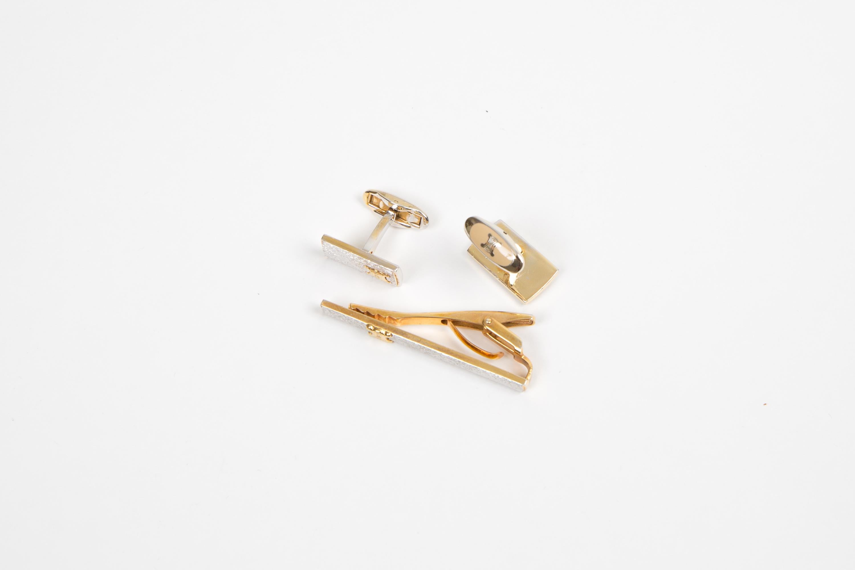 Ensemble de boutons de manchette et pince à cravate Triomphe en or de Celine en vente 2