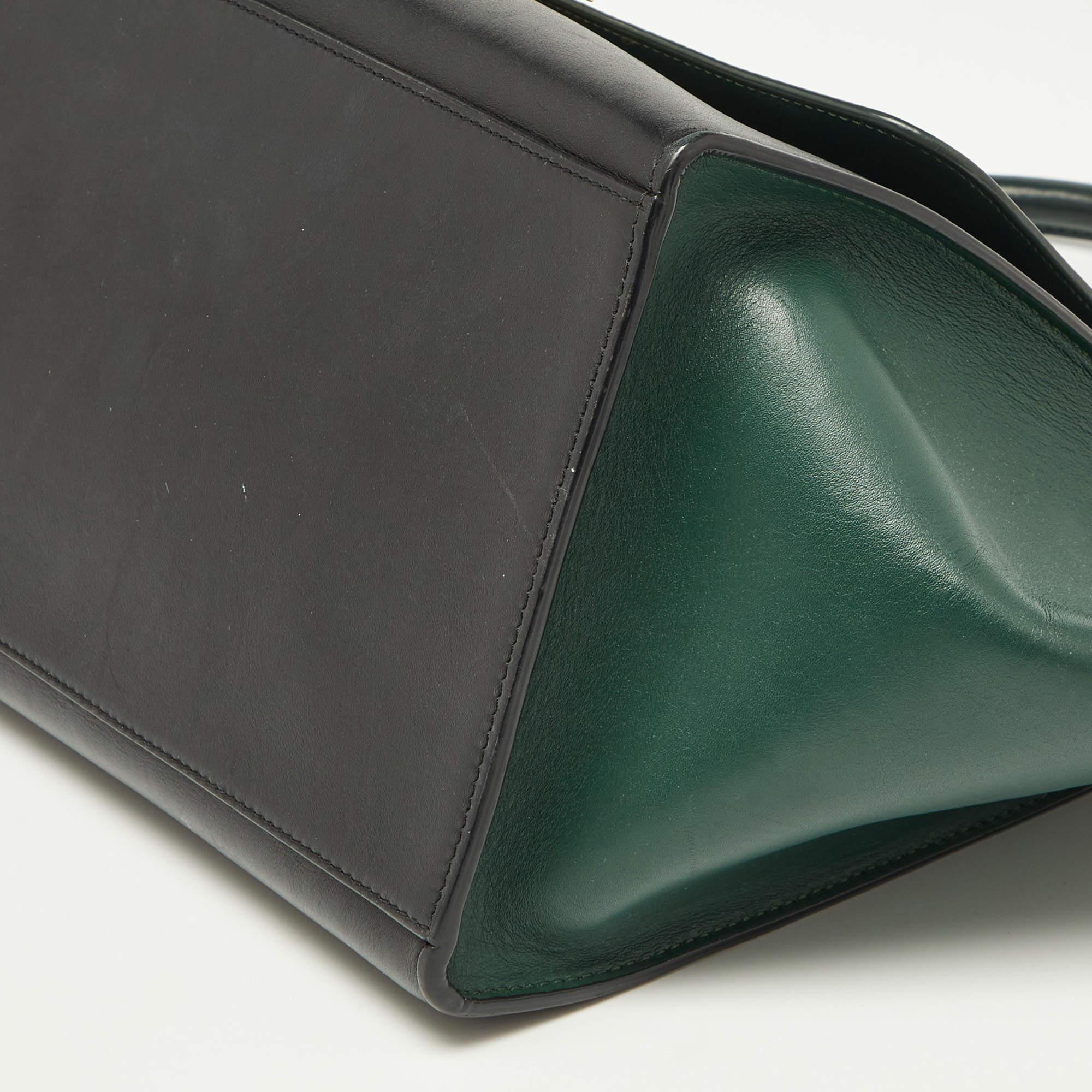 Celine Green/Black Leather Medium Trapeze Bag For Sale 6