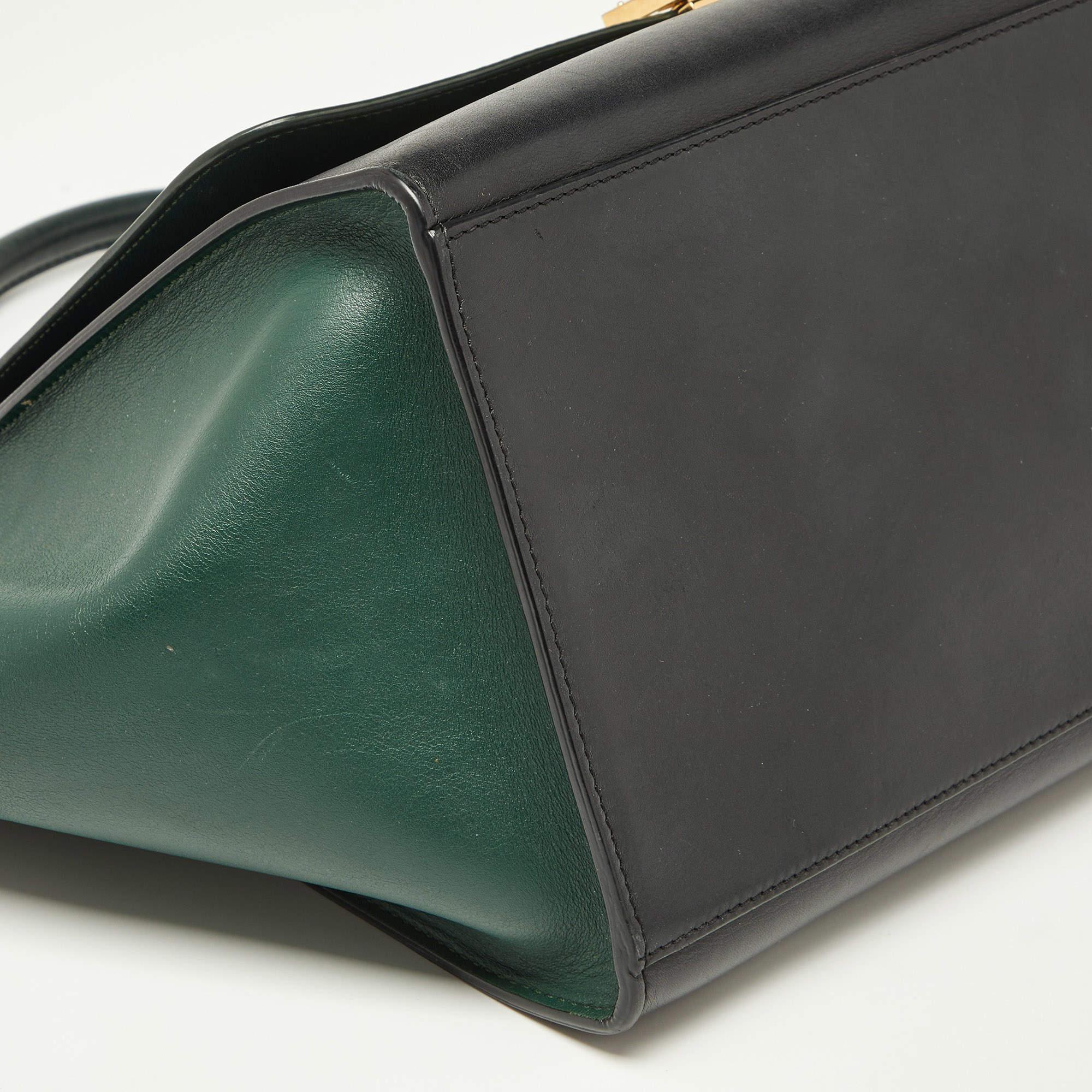 Celine Green/Black Leather Medium Trapeze Bag For Sale 5