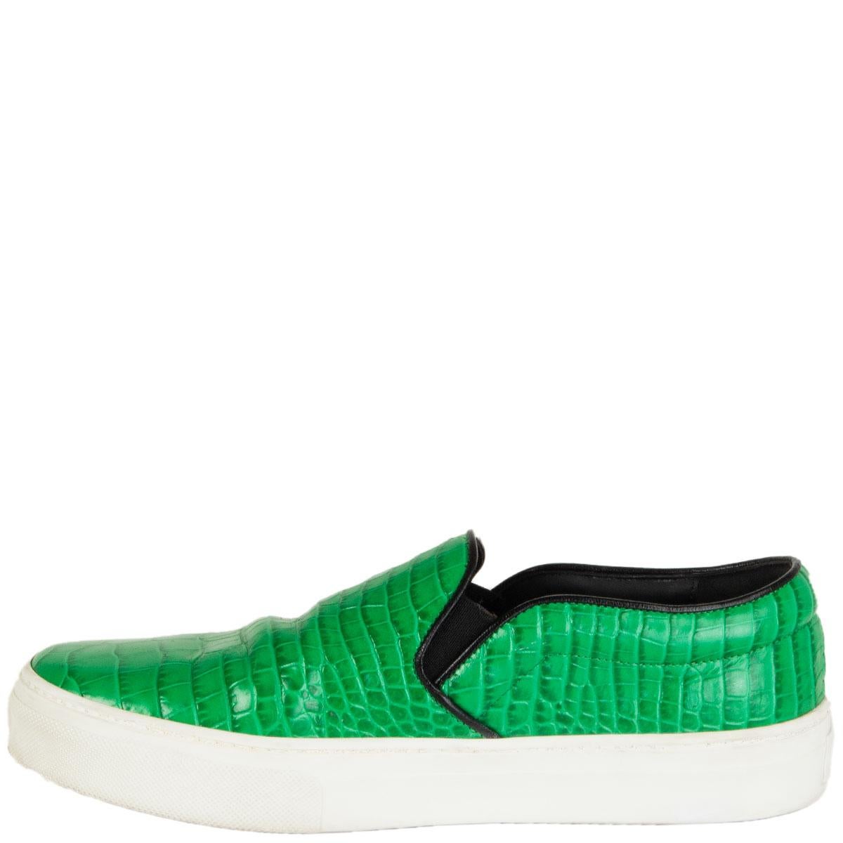 CELINE verde cocodrilo en relieve Zapatillas Slip On 38 Verde