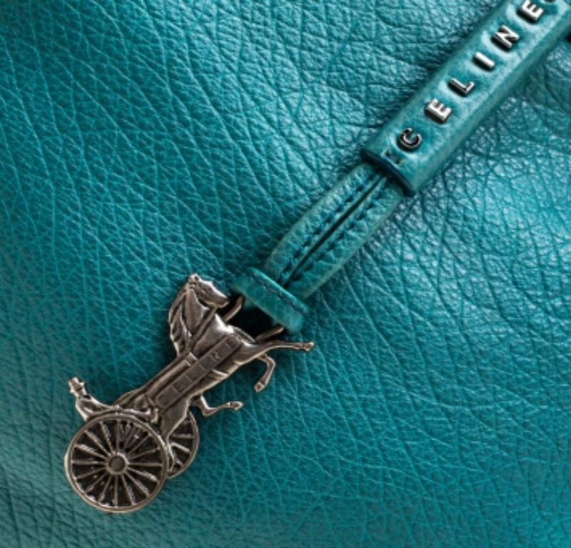 Celine Hobo en cuir vert en vente 1