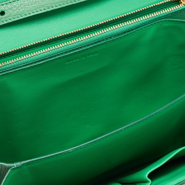 Celine Green Leather Medium Classic Box Shoulder Bag at 1stDibs