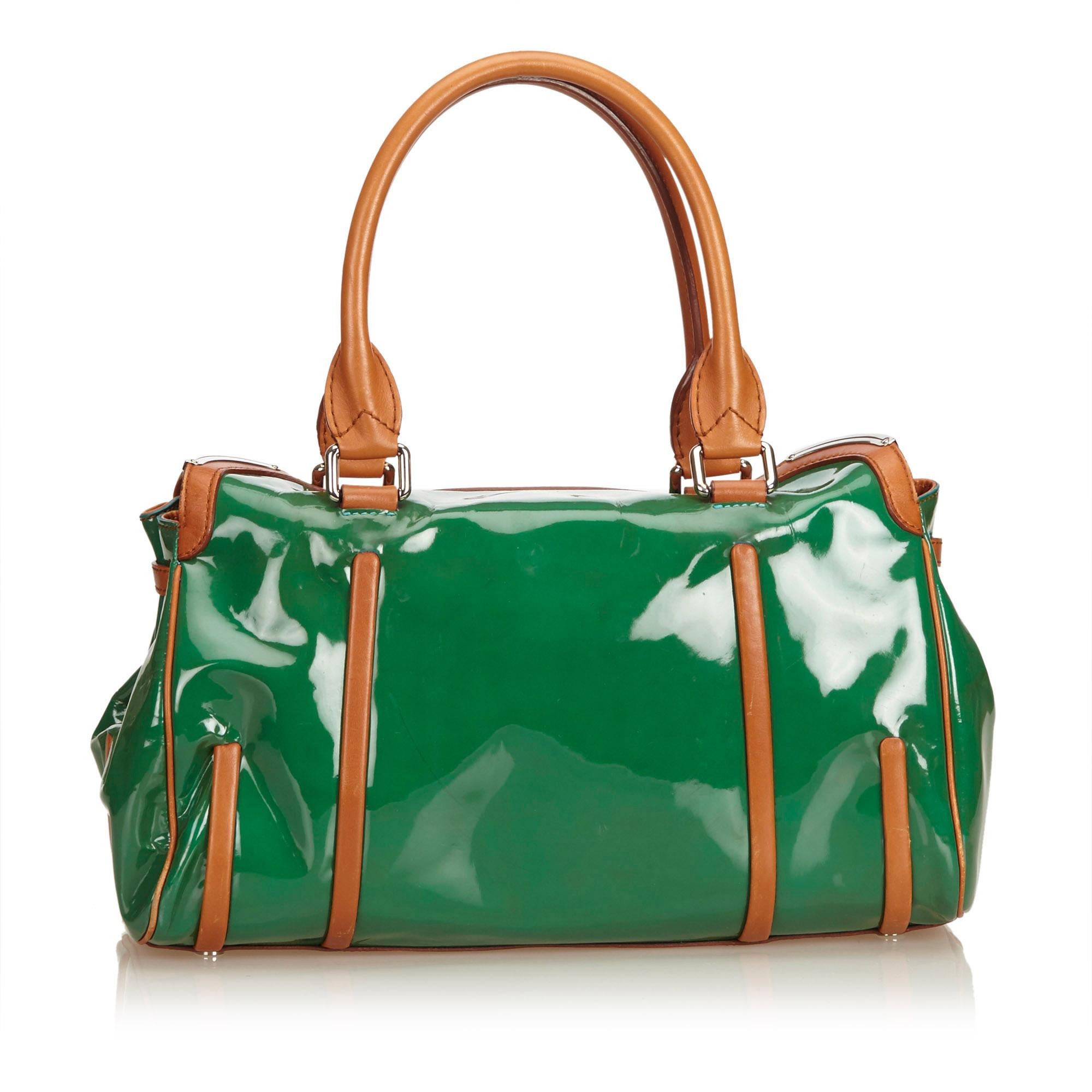 Celine Green Patent Leather Shoulder Bag In Good Condition In Orlando, FL