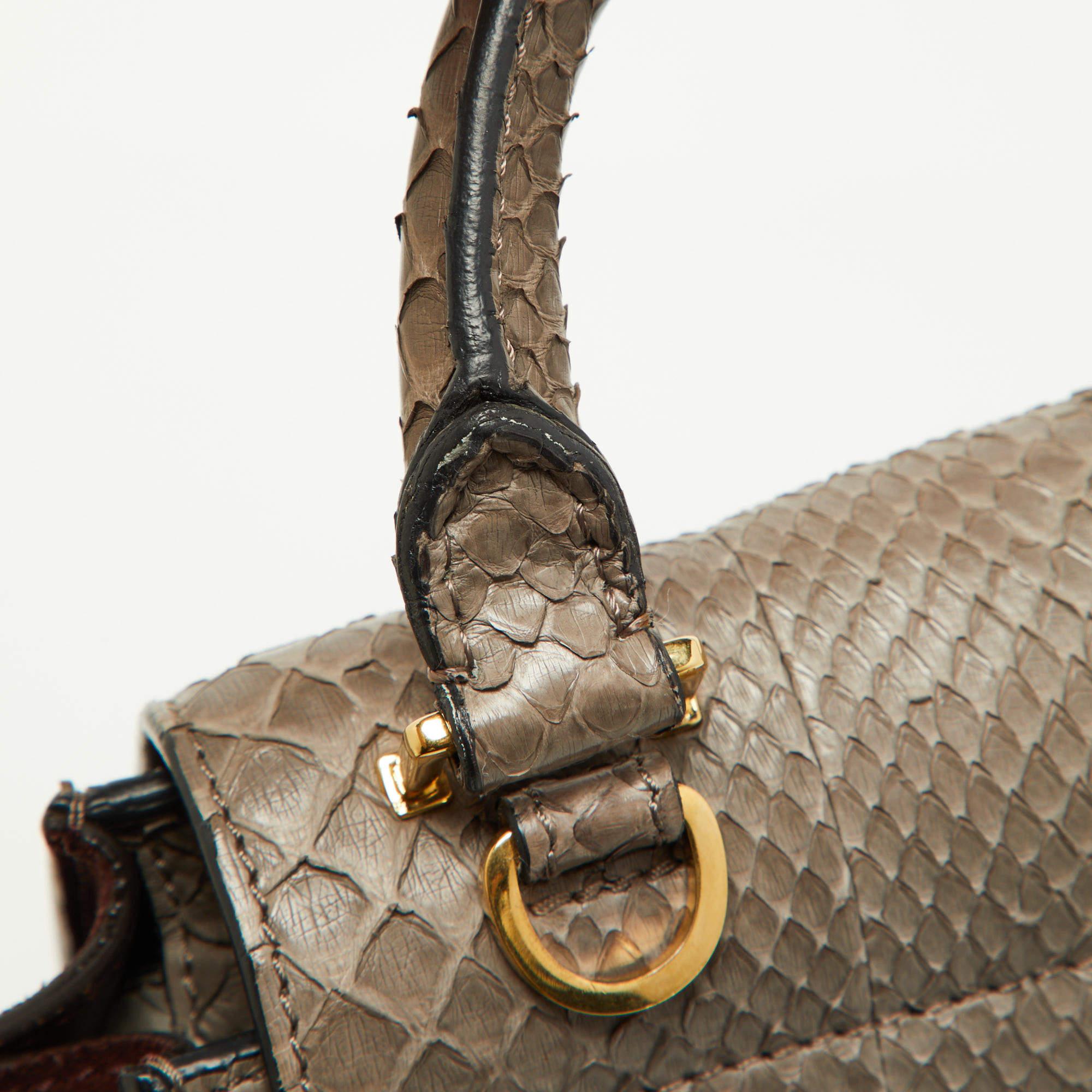 Celine Grey/Burgundy Python and Suede Medium Trapeze Bag For Sale 2