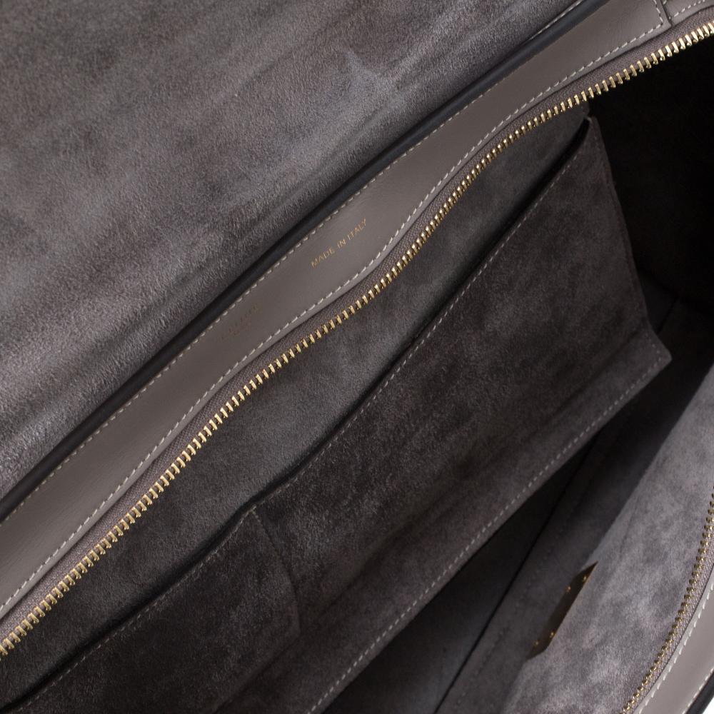 Celine Mittlere Trapeztasche aus grauem Leder Damen