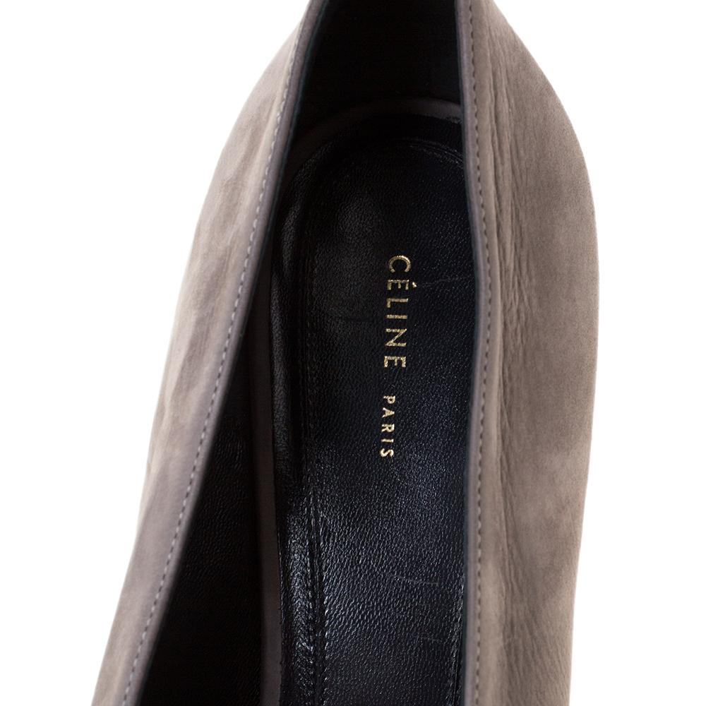 Black Celine Grey Nubuck Leather V Neck Pointed Toe Pumps Size 38.5 For Sale