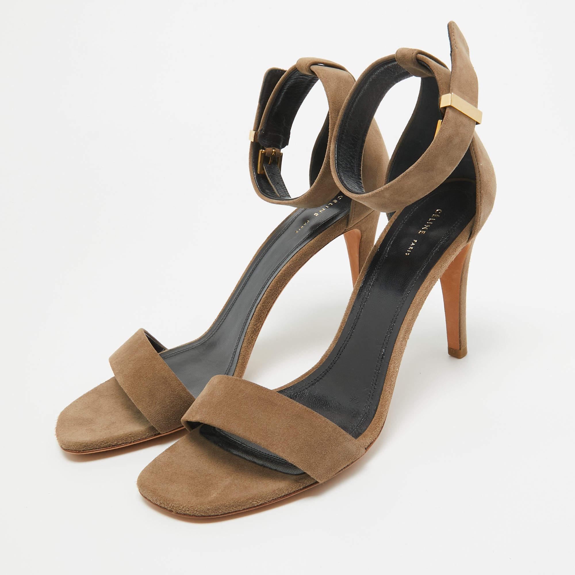 Discover footwear elegance with these Celine suede heels. Meticulously designed, these heels marry fashion and comfort, ensuring you shine in every setting.


