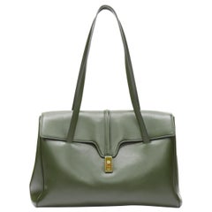 CELINE Hedi Slimane Große drehbare 16 Tasche aus weichem khakigrünem, glattem Kalbsleder