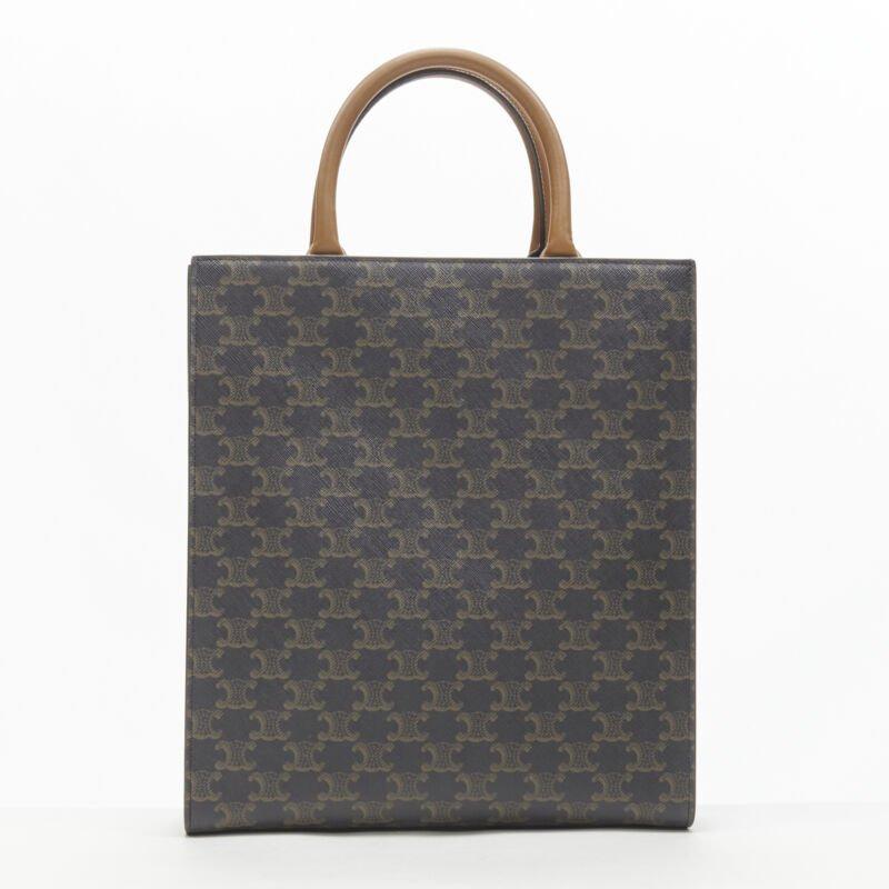 Donna CELINE Hedi Slimane Borsa Triomphe in tela marrone con monogramma Vertical Cabas in vendita