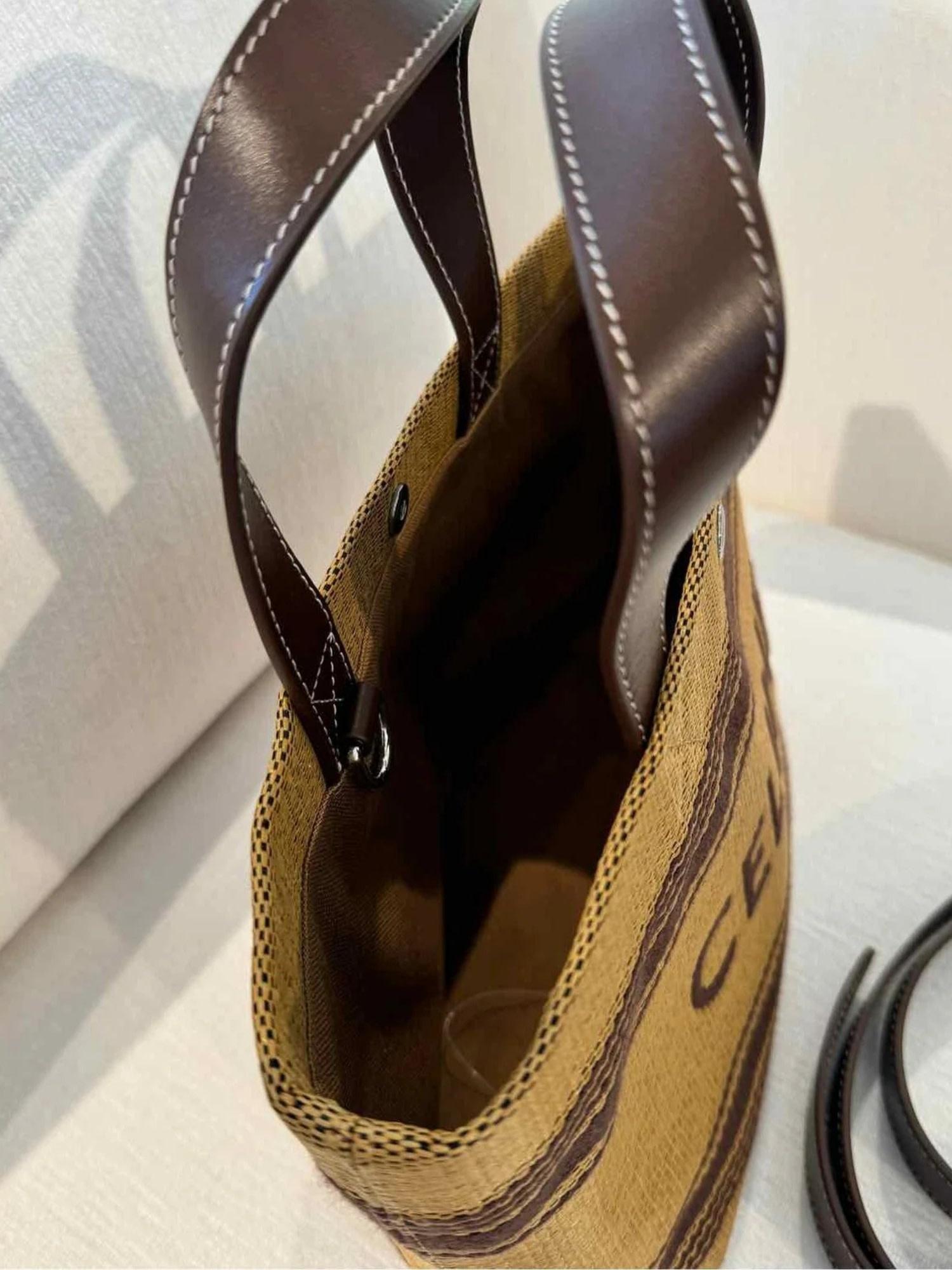 Celine Homme Cabas Leather Trimmed Logo Raffia Tote Bag Mini In Good Condition For Sale In Montreal, Quebec