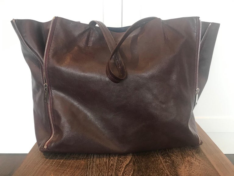 Céline Horizontal Gusset Cabas Tote For Sale at 1stDibs