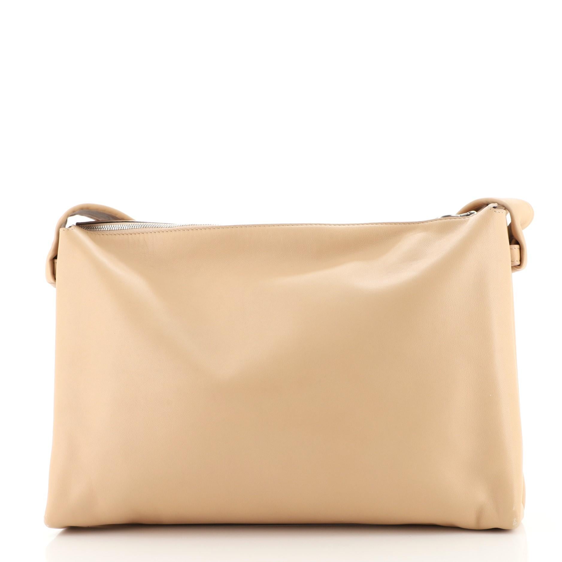 cabas drawstring cuir triomphe in smooth calfskin
