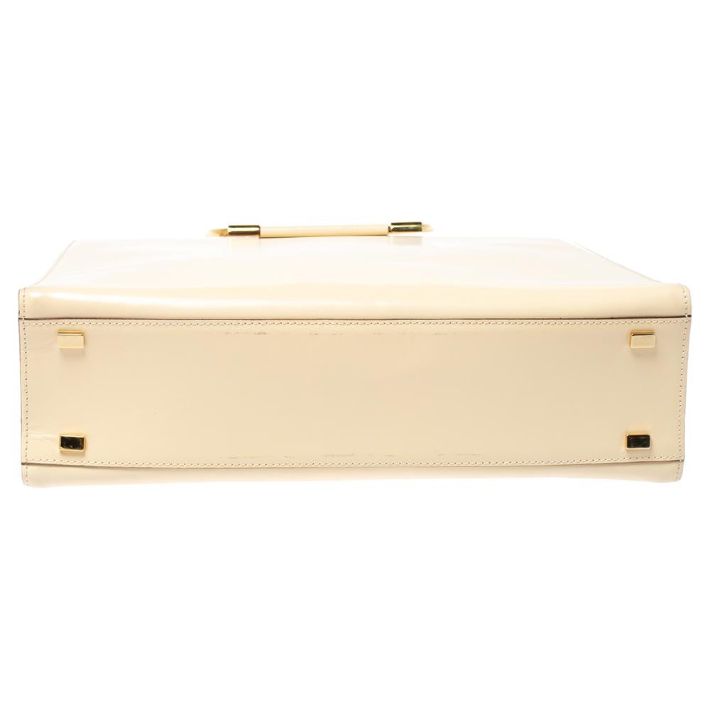 Celine Light Cream Leather Ring Handle Tote In Good Condition In Dubai, Al Qouz 2