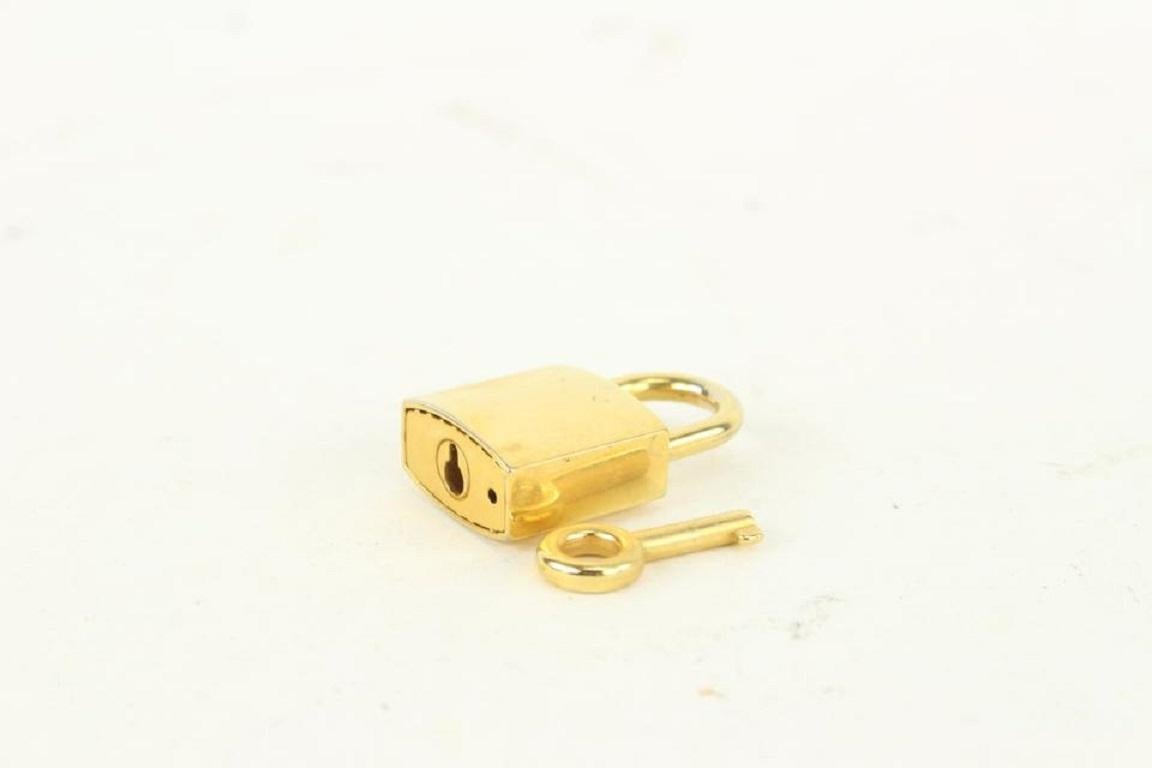 Céline Logo Padlock and Key Cadena Set 917cel11 4