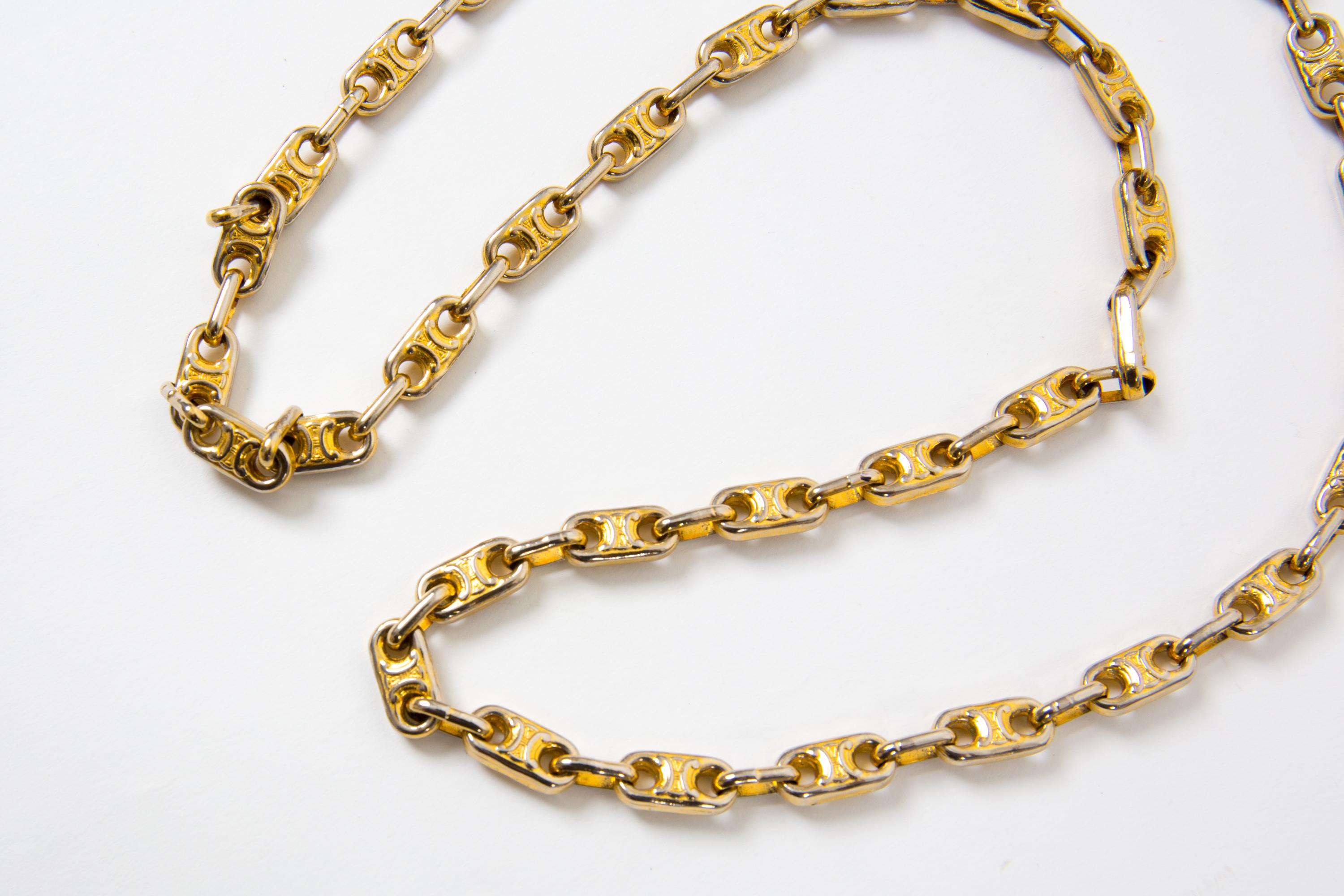 Donna Collana lunga a catena Triomphe in oro Celine in vendita