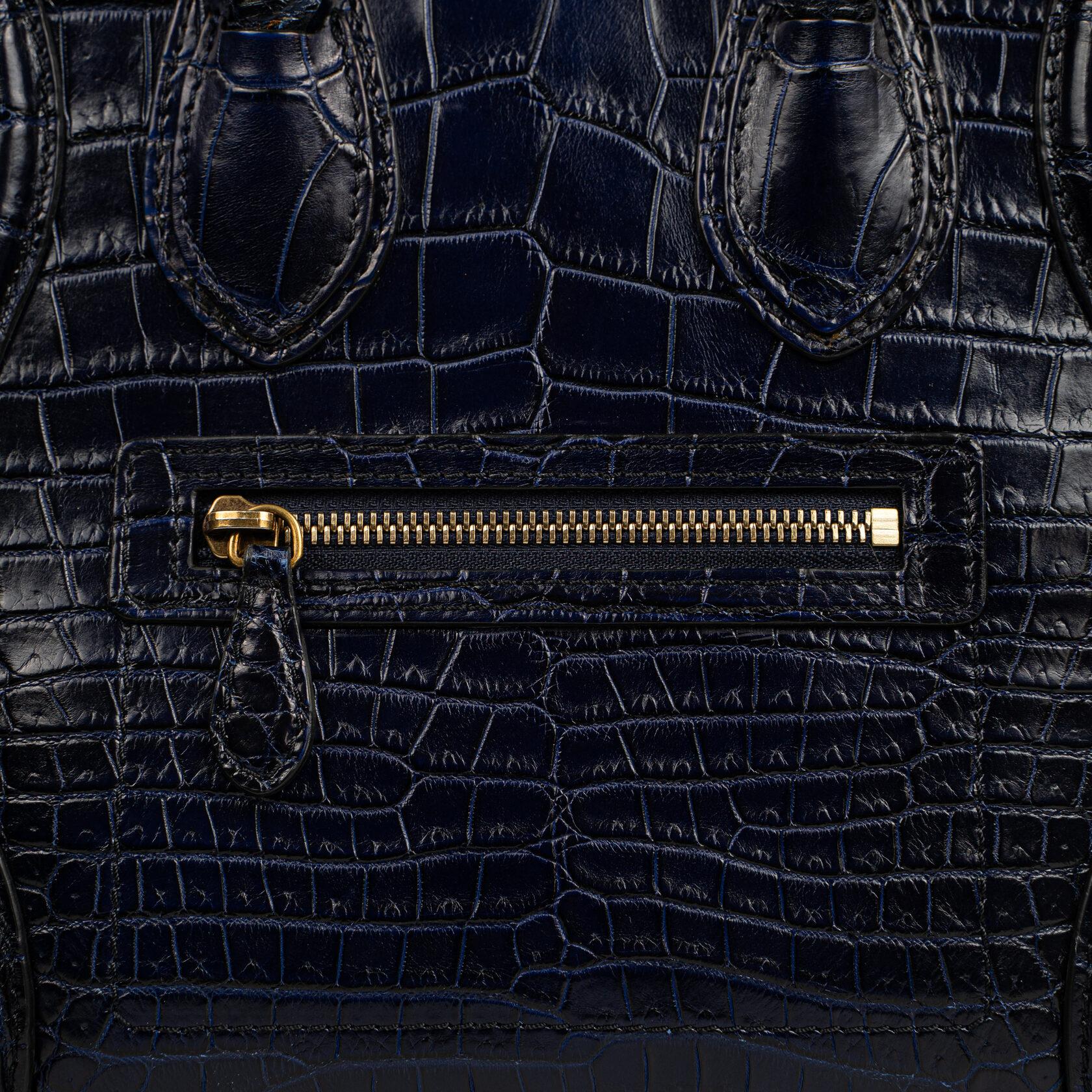 Celine Luggage Micro in Crocodile Leather Dark Blue For Sale 5