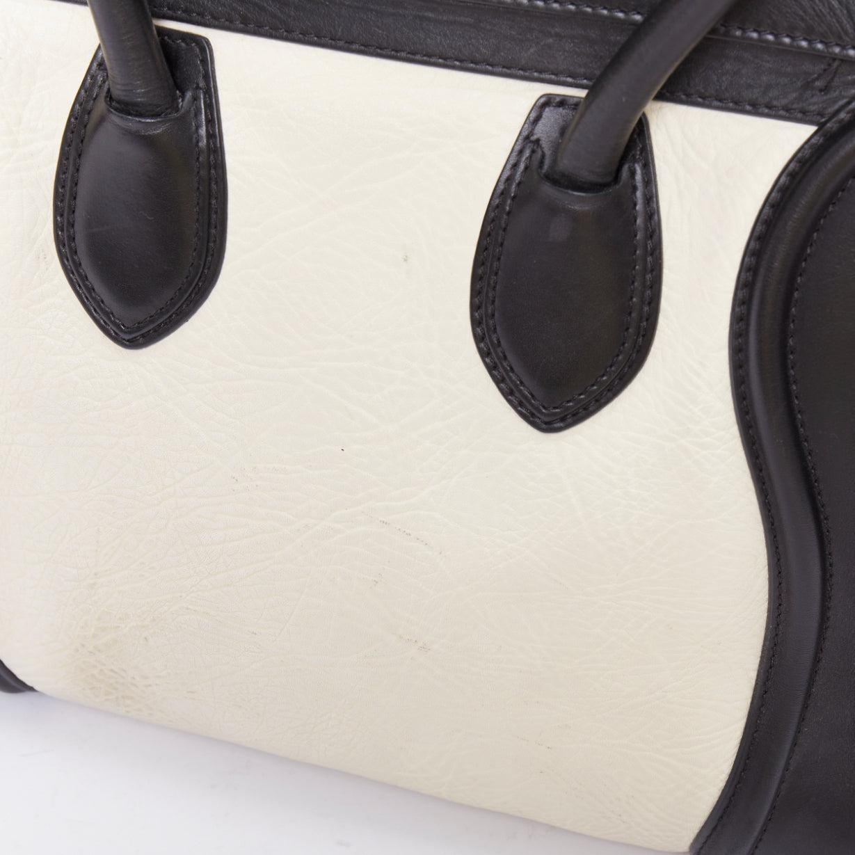 Celine Bagaglio Mini nero crema bicolore in pelle di vitello svasata in vendita 3