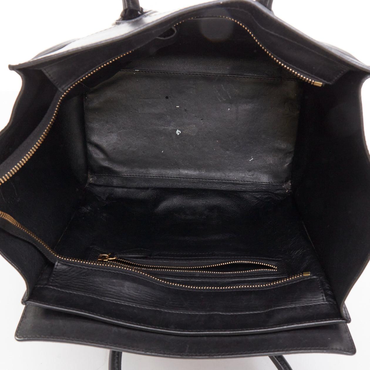 Celine Bagaglio Mini nero crema bicolore in pelle di vitello svasata in vendita 4