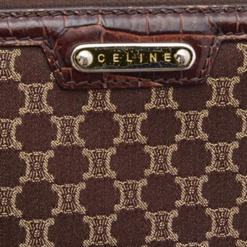 Cartera Continental con Cremallera de Lona y Piel de Cocodrilo Celine Macadam en venta 3
