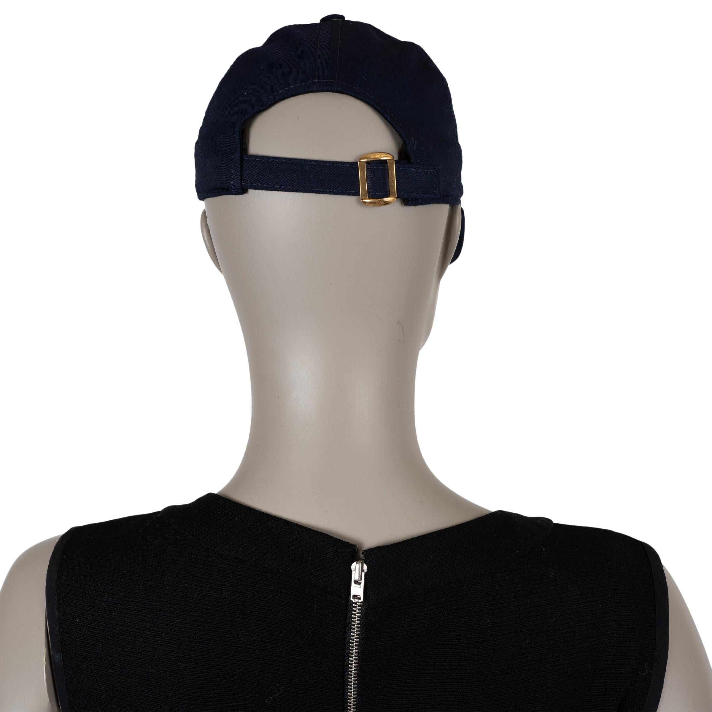 Cappello Celine in cotone blu INITIAL BASEBALL CAP 56 In condizioni ottime in vendita a Zürich, CH