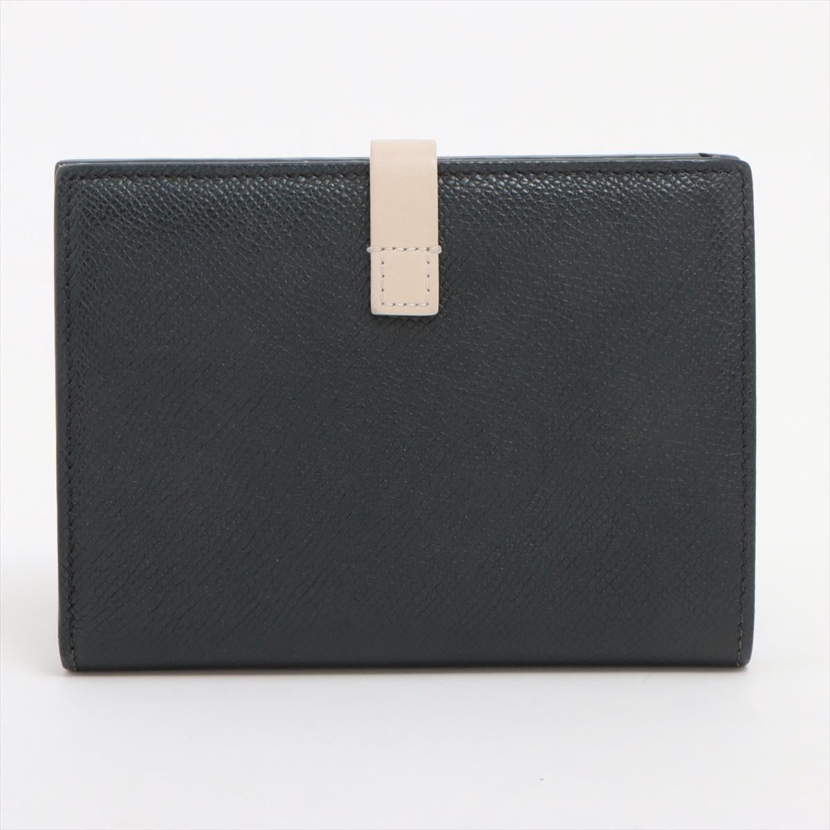 Celine Medium Bifold  Leather Compact Wallet Black x Cream In Good Condition In Humacao, PR