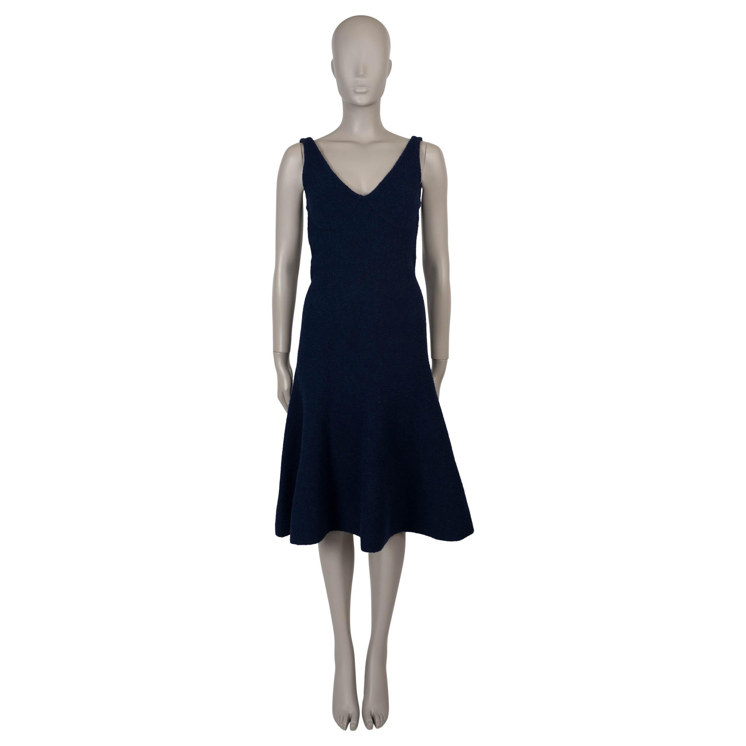 CELINE midnight blue alpaca 2013 SLEEVELESS BOUCLÉ Trumpet Dress S In Excellent Condition For Sale In Zürich, CH
