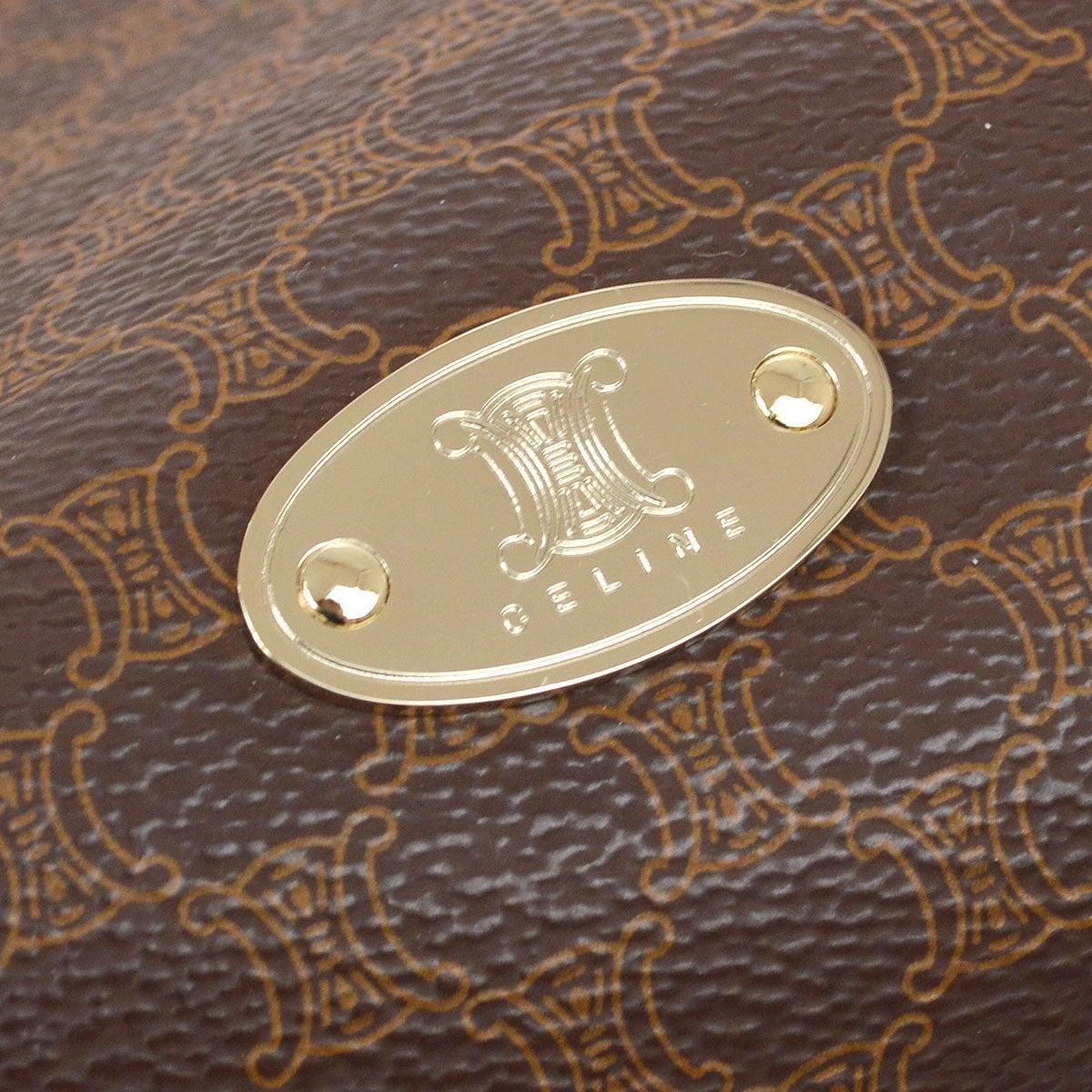 CELINE Monogram Marrone Tan in pelle con rifiniture in oro Borsa a tracolla piccola Pochette In condizioni buone in vendita a Chicago, IL