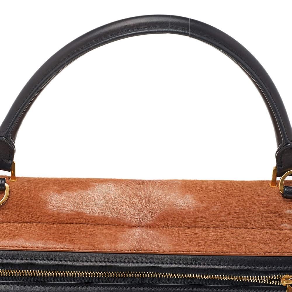 Celine Multicolor Calfhair and Leather Medium Trapeze Bag In Fair Condition For Sale In Dubai, Al Qouz 2
