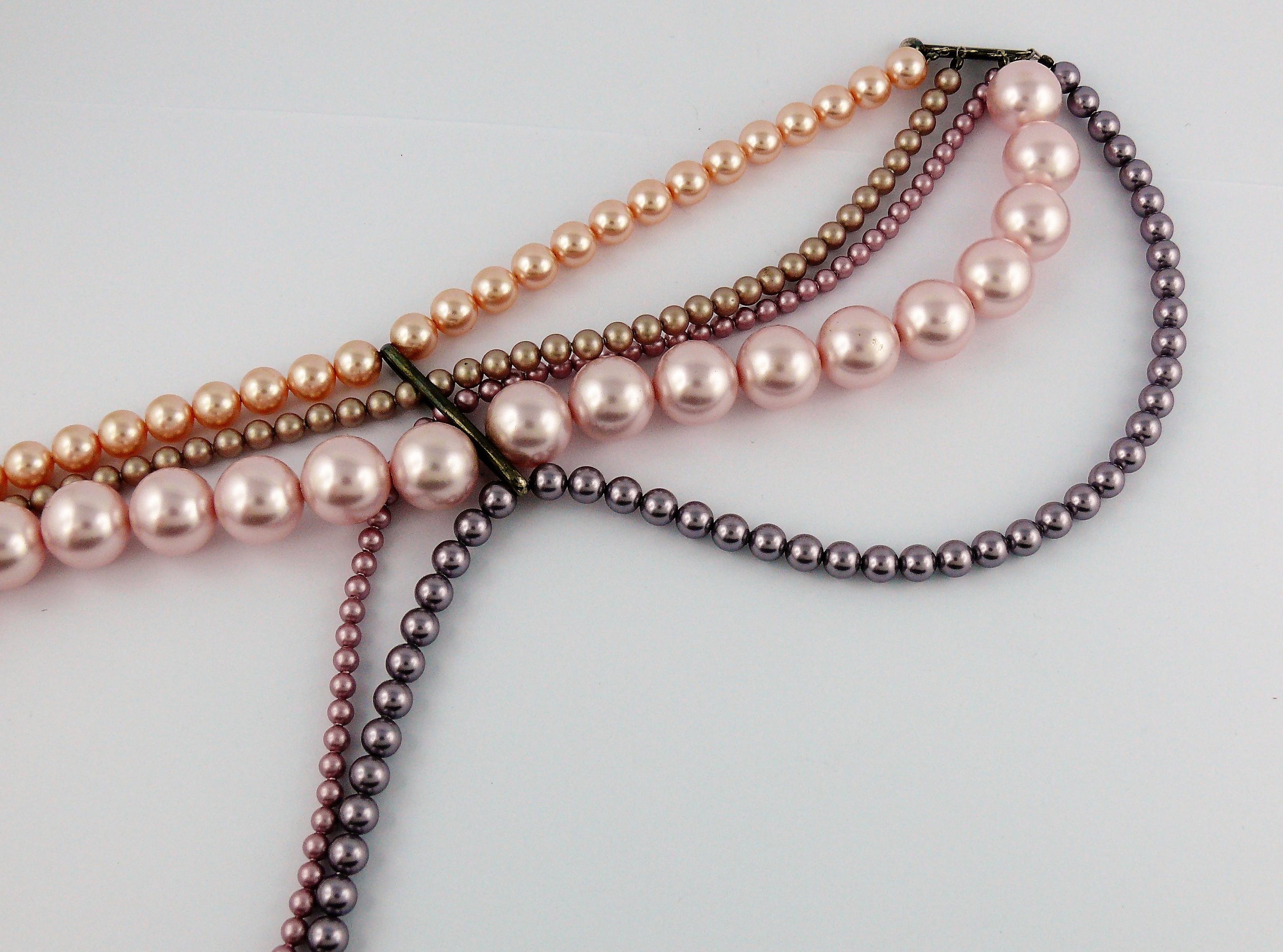 Celine Multistrand Pearl Necklace In Excellent Condition For Sale In Nice, FR