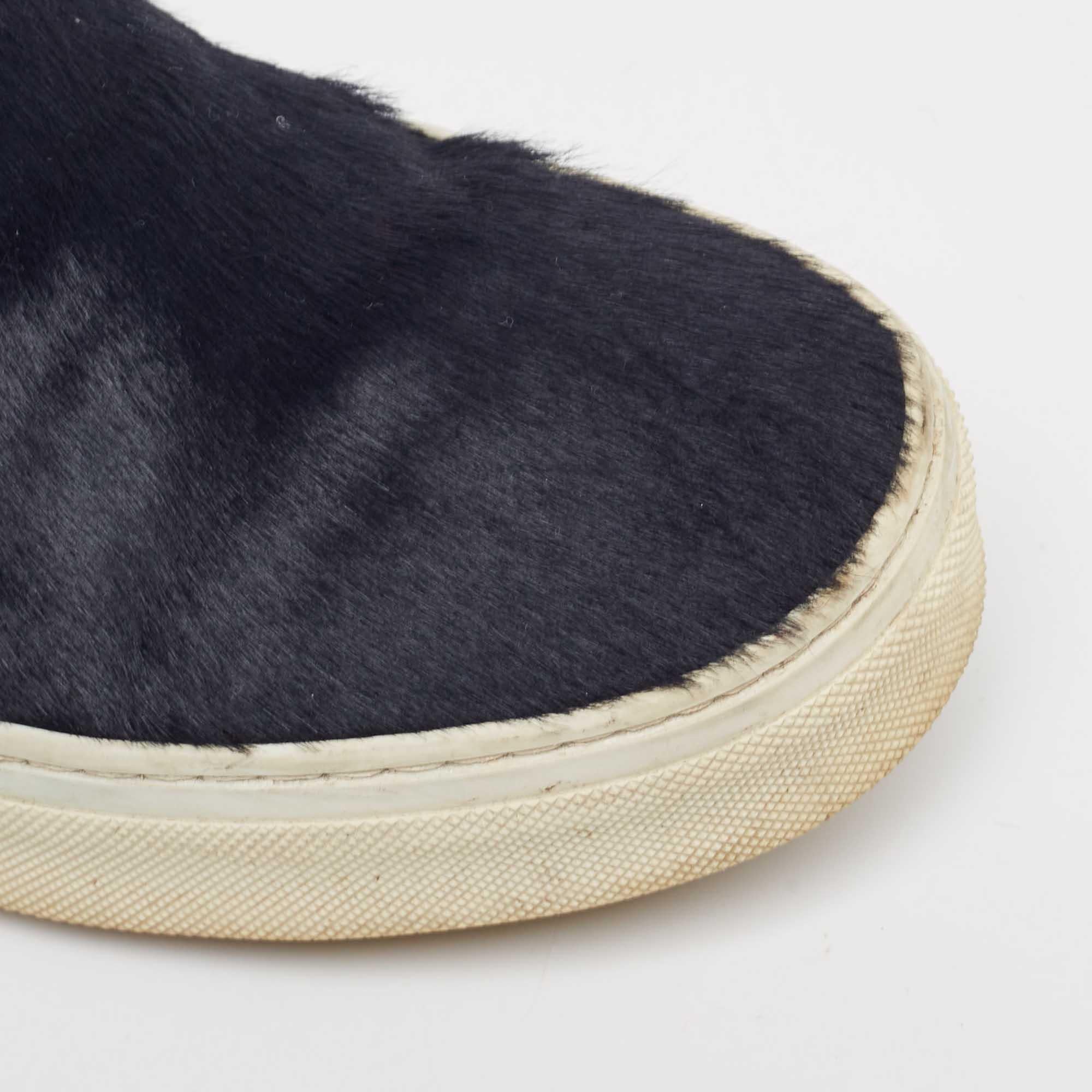 Celine Navy Blue Calf Hair Slip On Sneakers Size 38 For Sale 2