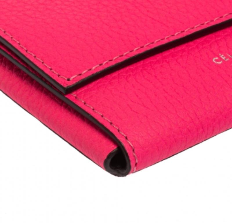 Celine Noen Pink Grained Leather Snap Flap Pouch For Sale 4
