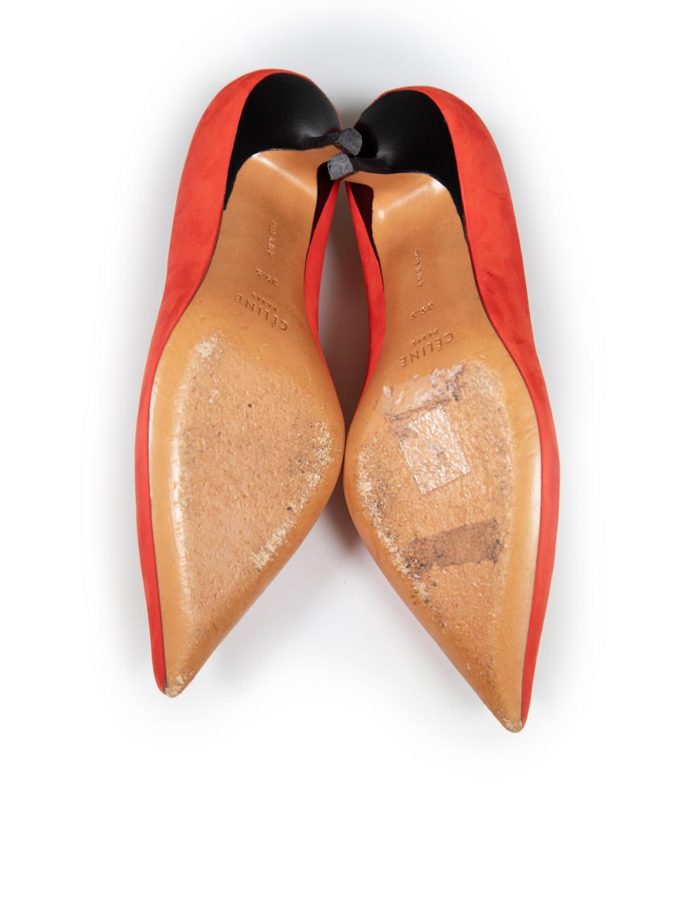 Céline Bombas de ante naranja con cuello en V Talla IT 35.5 en Bueno estado para la venta en London, GB