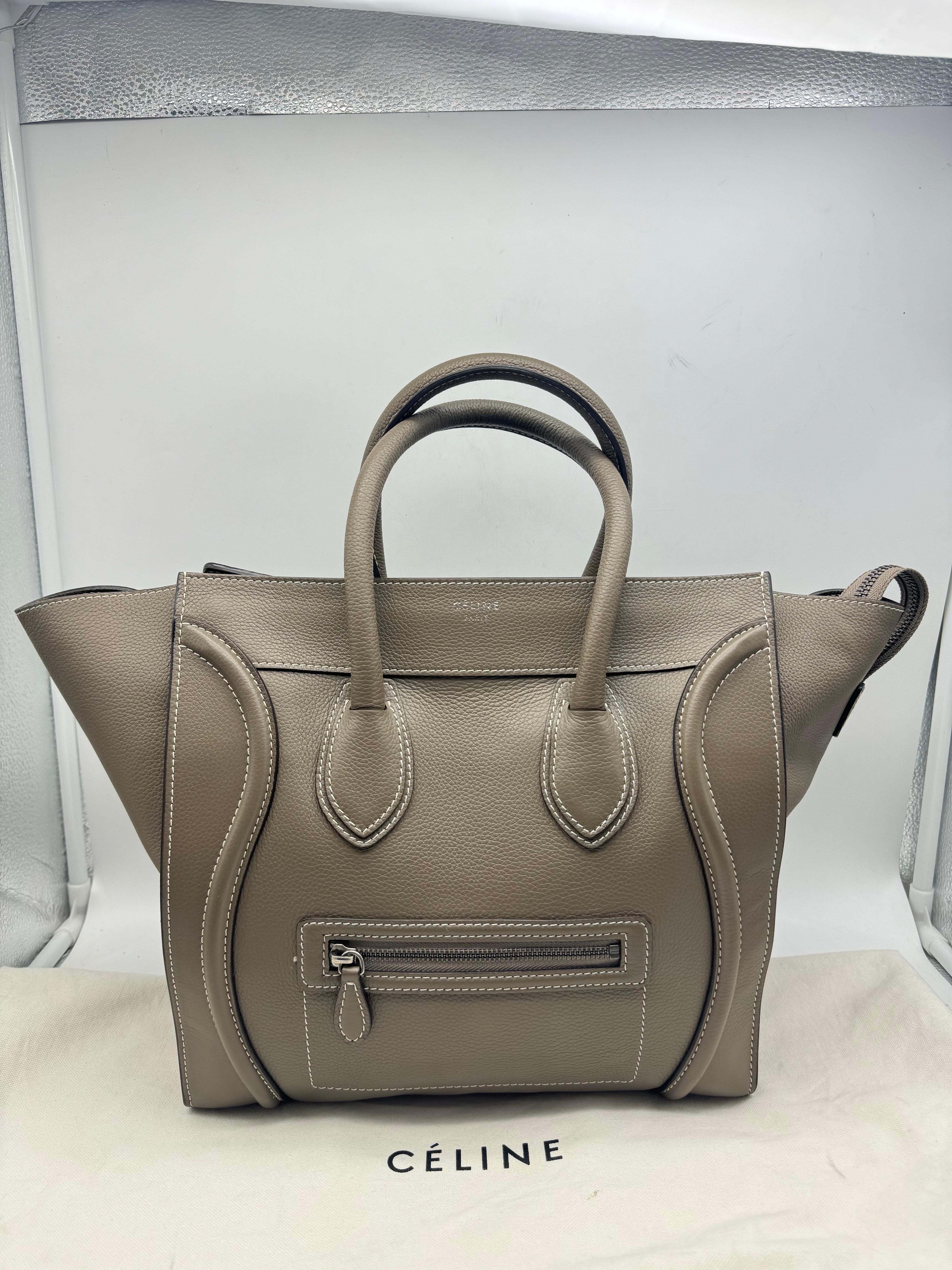 Celine Paris  Luggage Phantom Grey 
Big Size 
verry good condition 