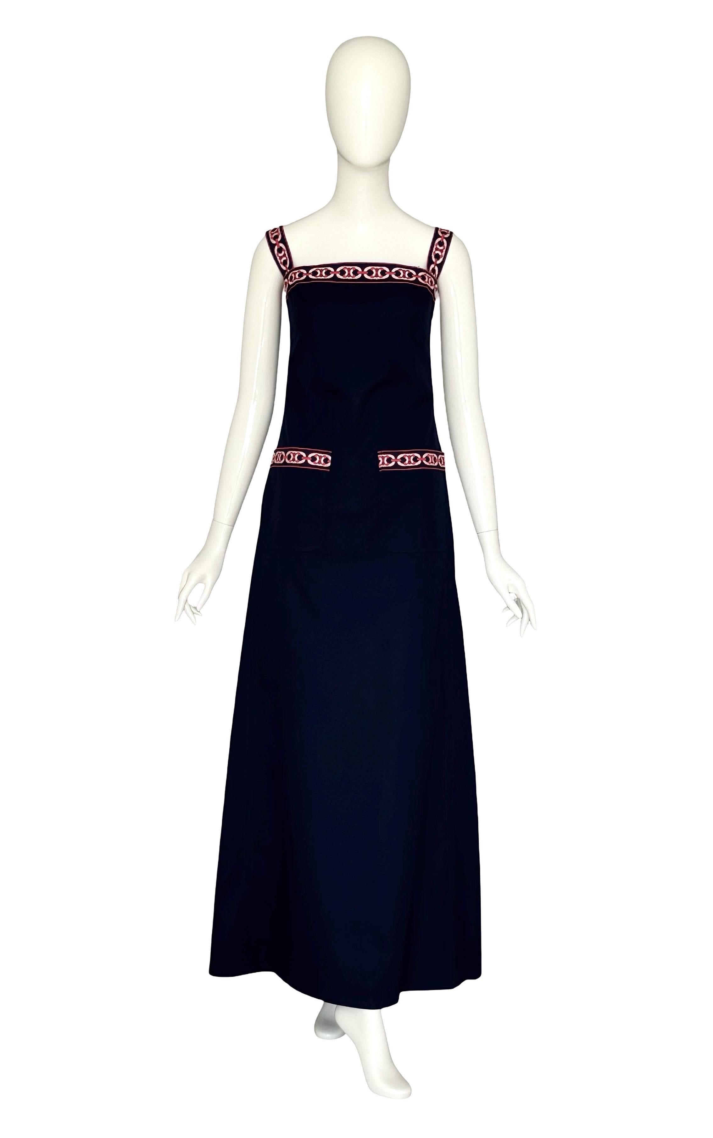 Celine Paris by Celine Vipiana Circa 1973 Vestido Largo Algodón Bleu Logo Rojo/Blanco en venta 2