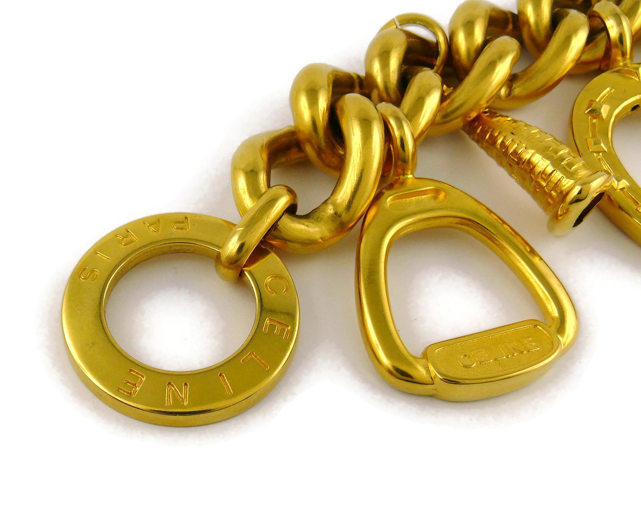 Celine Paris Bracelet à breloques équestres vintage en or épais de couleur or en vente 4