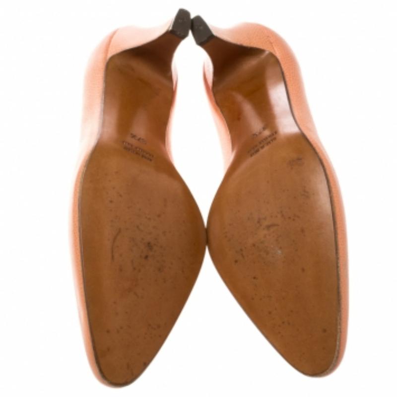 Orange Escarpins Celine rose pêche, taille 37,5 en vente