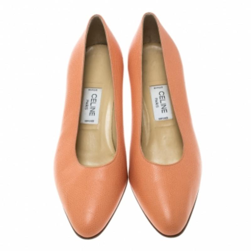 Escarpins Celine rose pêche, taille 37,5 en vente 1