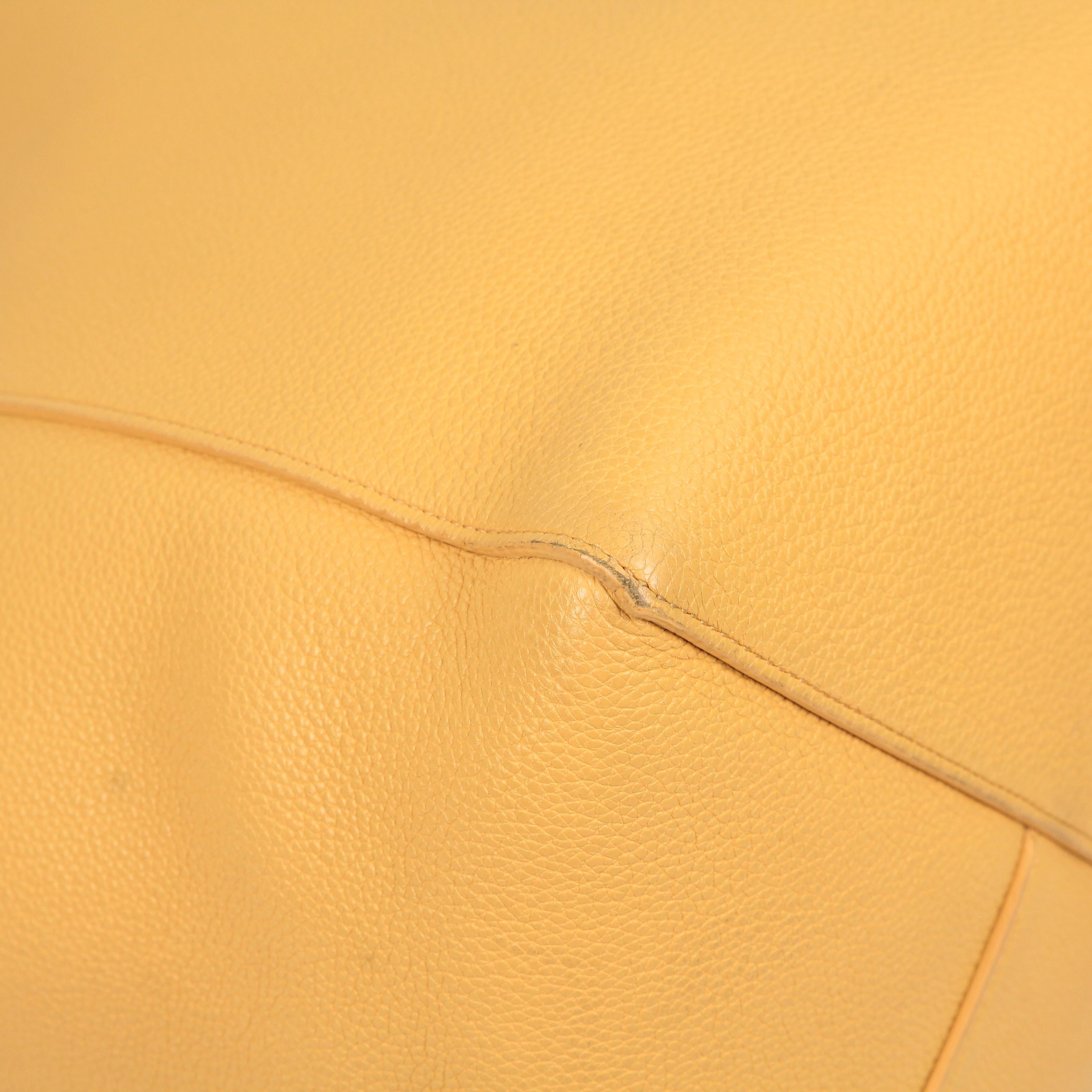 Celine Phantom leather handbag For Sale 14