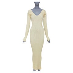CELINE Phoebe Philo Défilé 2015 : robe longue à épaules dénudées en maille côtelée beige crème