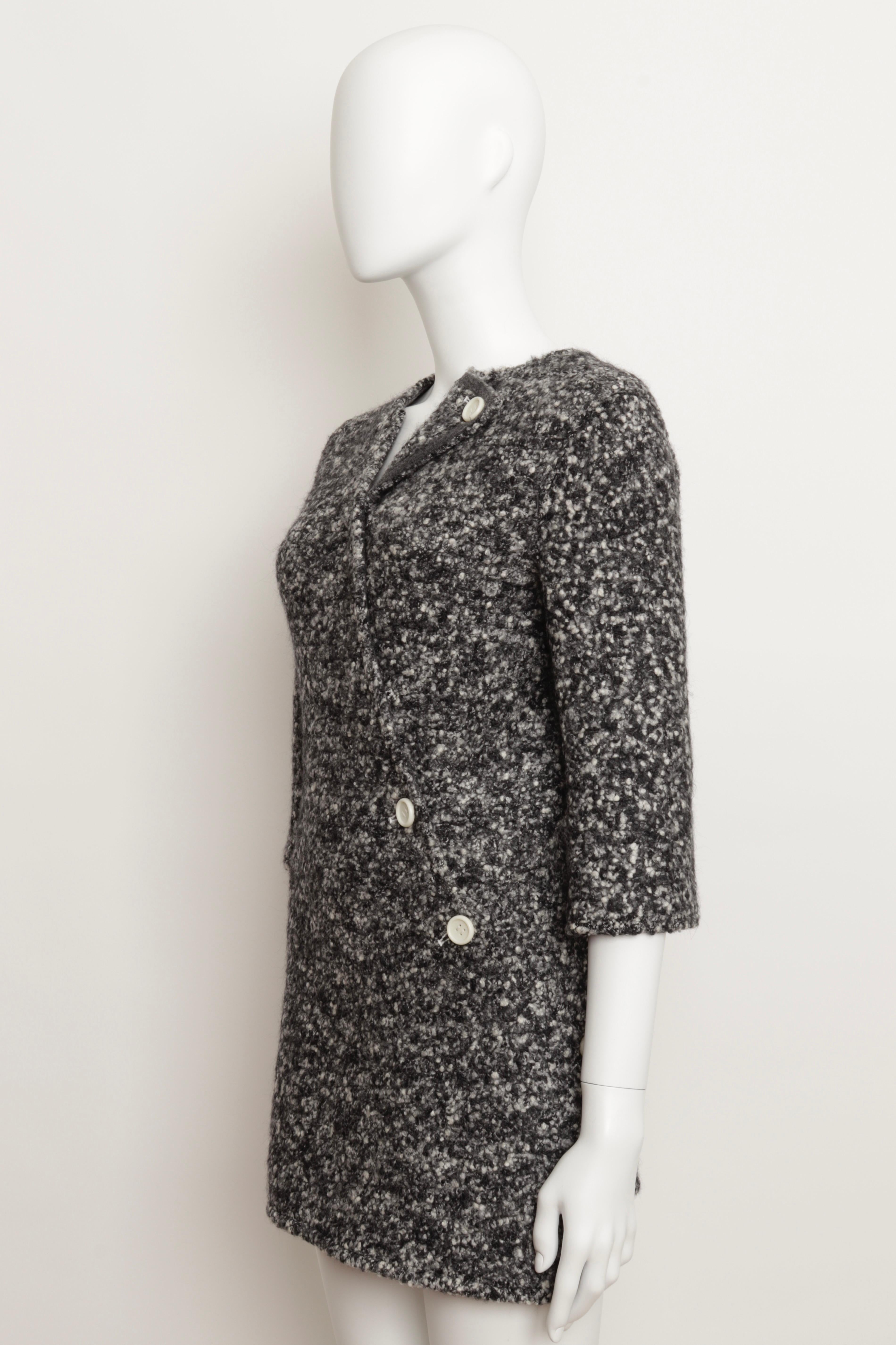 Nero Celine Phoebe Philo A/I 2014: Top a portafoglio in maglia boucle in lana bianca e nera in vendita