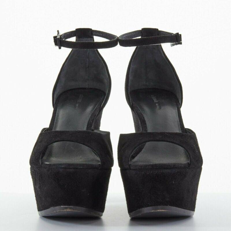 CELINE PHOEBE PHILO tacones de ante negro recortados plataforma cuña tobillo EU36 US6 Negro en venta