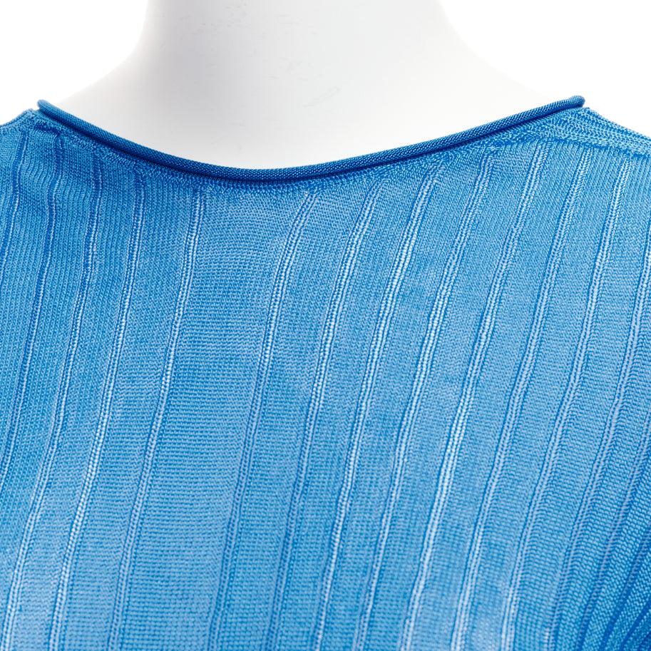 CELINE Phoebe Philo blue semi sheer viscose bateau neck ribbed sweater L
Reference: CNPG/A00059
Brand: Celine
Designer: Phoebe Philo
Material: Viscose
Color: Blue
Pattern: Solid
Closure: Pullover
Made in: Italy

CONDITION:
Condition: Very good, this